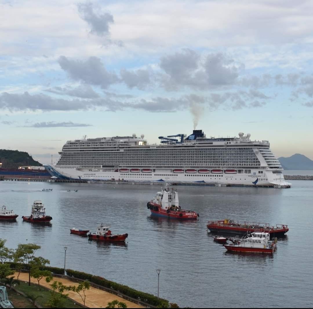 EL 19 DE OCTUBRE ABRE LA TEMPORADA DE CRUCEROS EN MANZANILLO